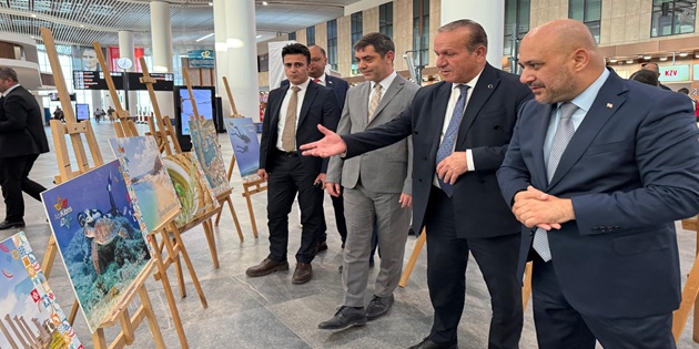 Çukurova Uluslararası Havalimanı’nda Açılan Resim Sergisi’ne Yoğun İlgi